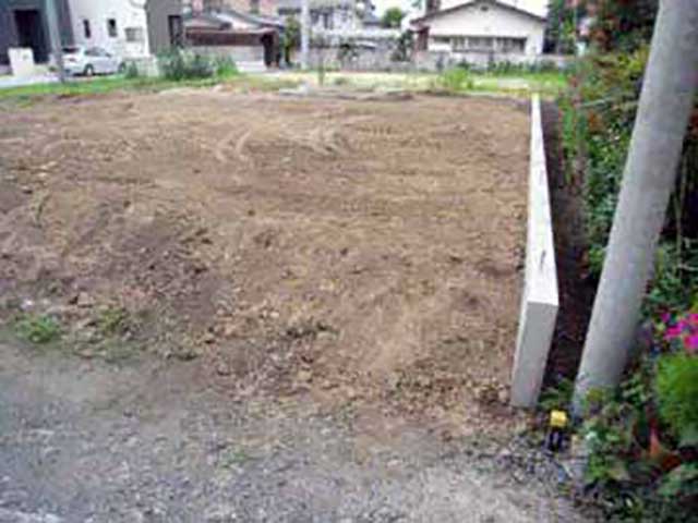 大木切りサービス　大木伐採や雑木林伐採後の盛土　盛り土工事 福岡市